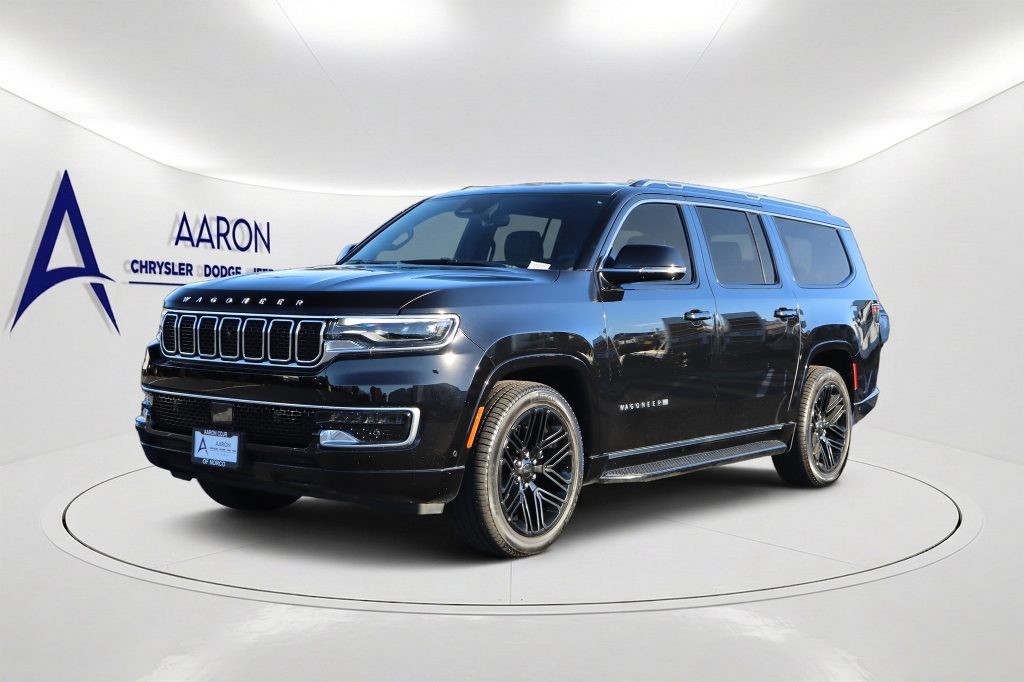 2023 Jeep Wagoneer L Base