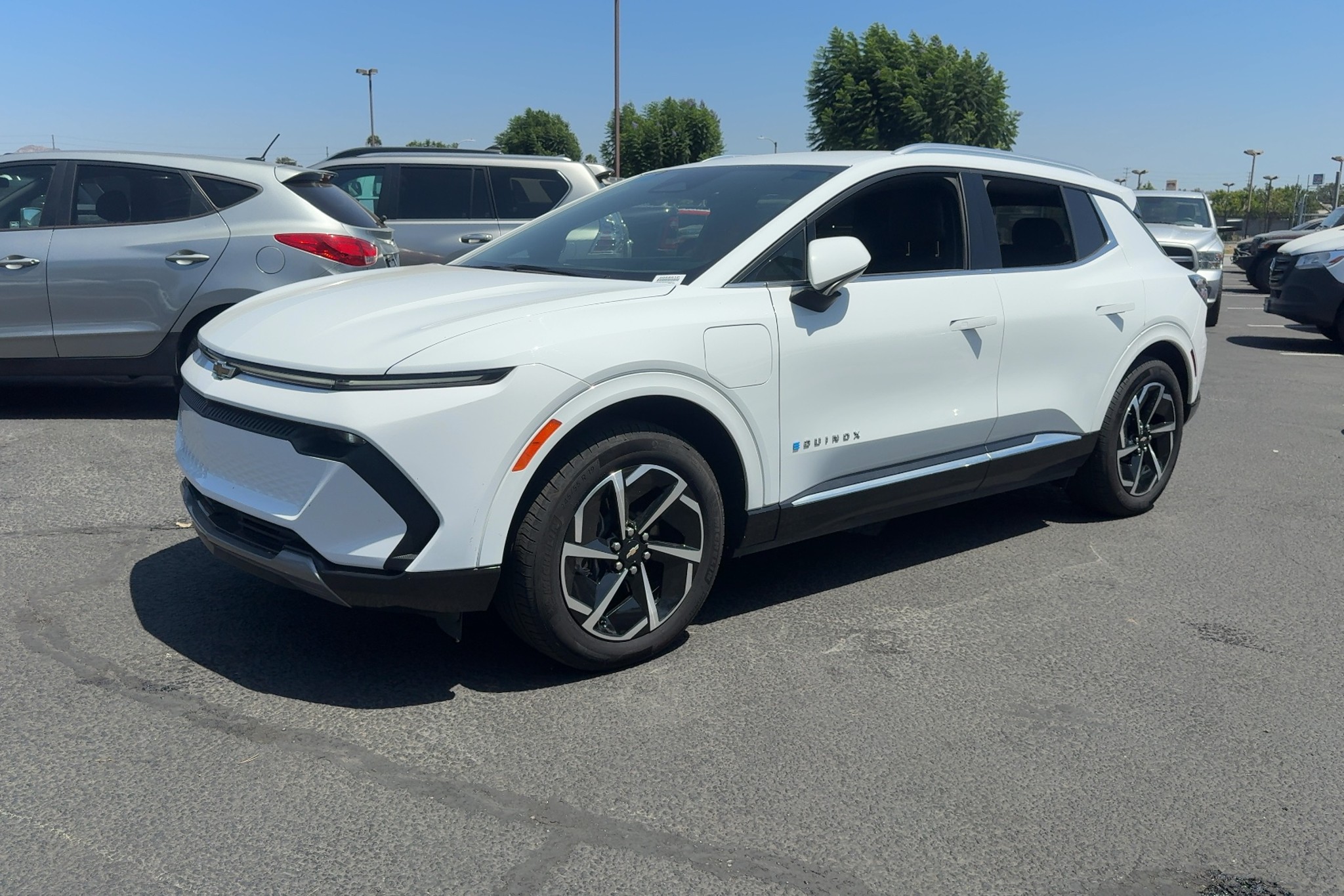 2024 Chevrolet Equinox EV LT