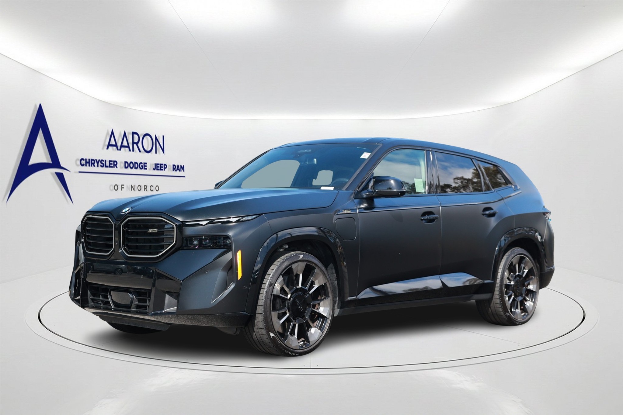 2024 BMW XM Base