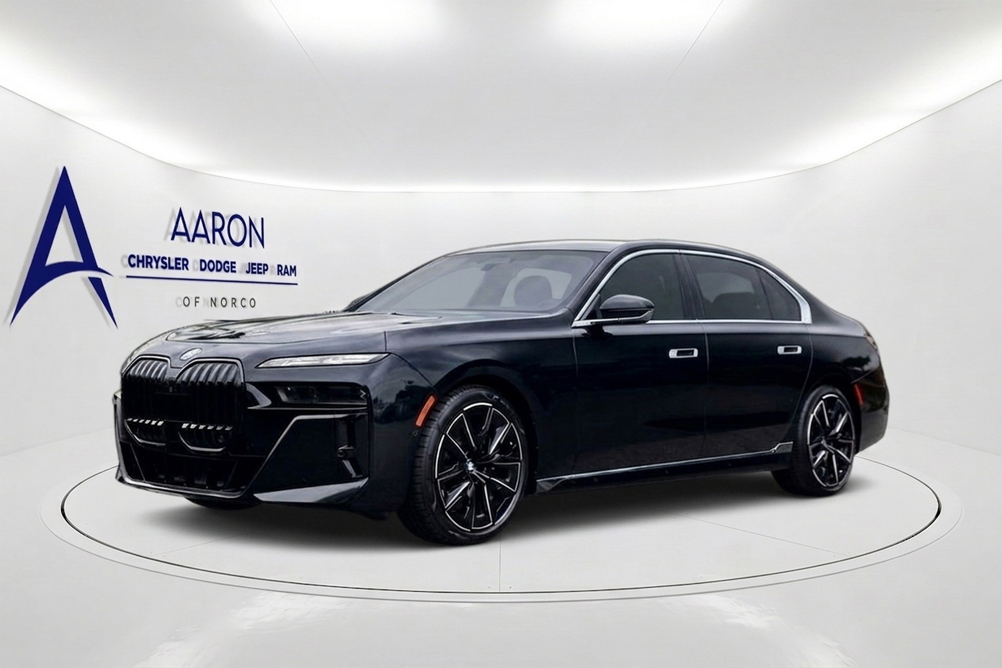 2023 BMW 7 Series 740i